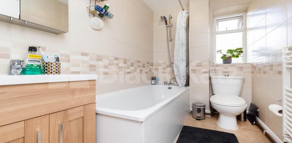 			1 Bedroom, 1 bath, 1 reception Flat			 Muswell Hill , Muswell Hill